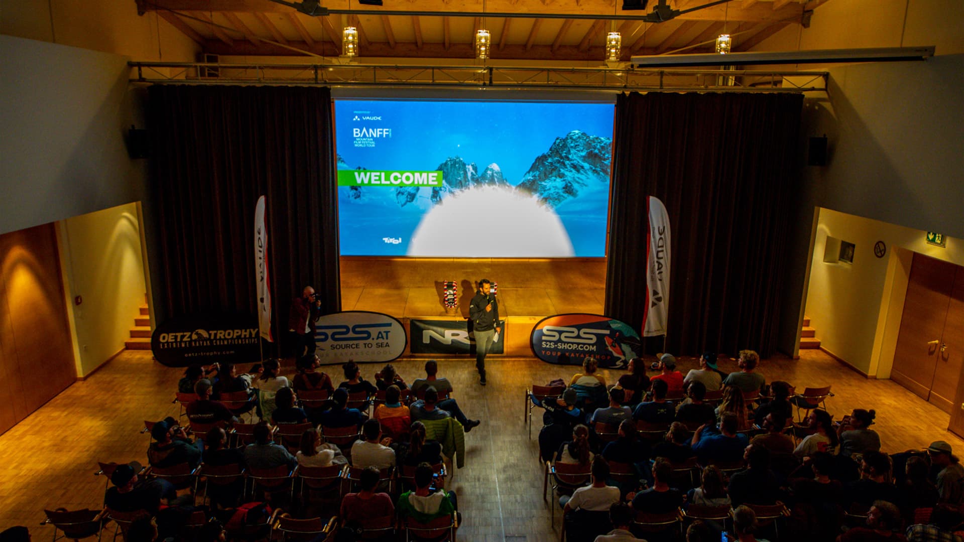 Kayak Festival atmosphere